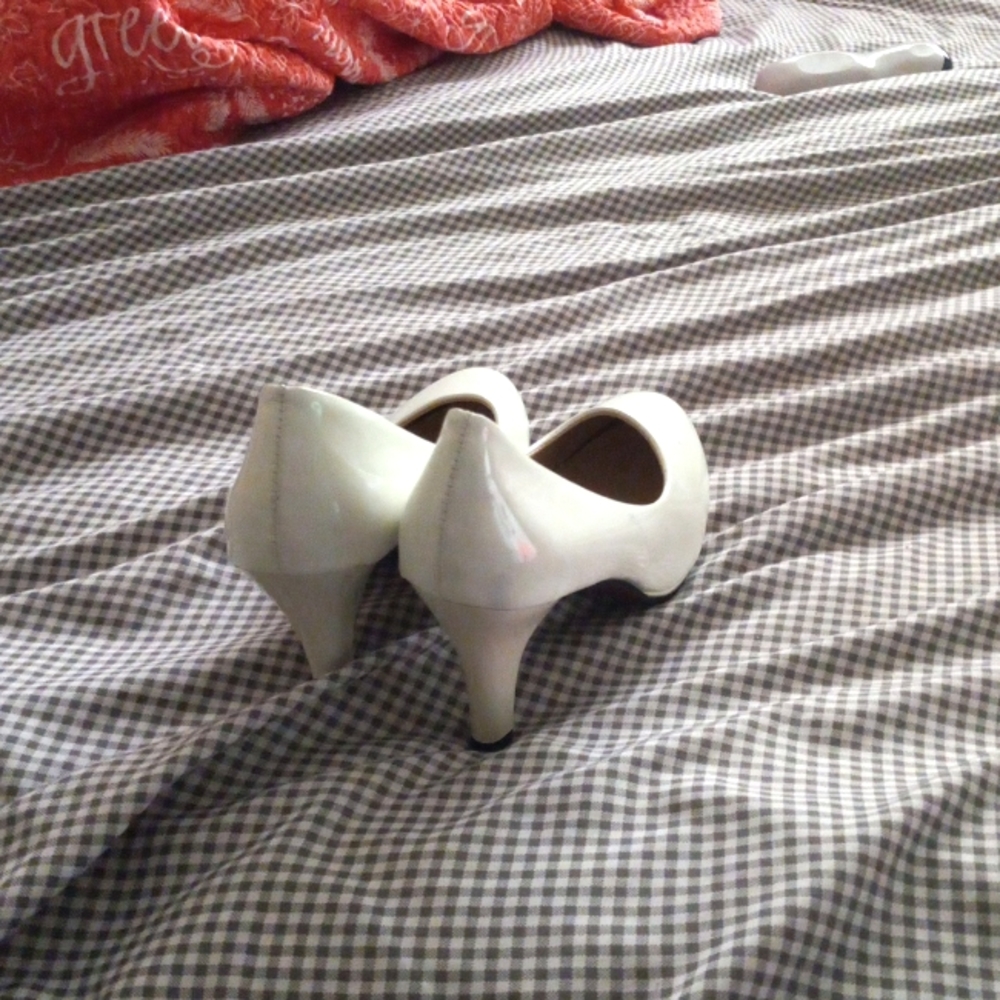 White heels  size 7